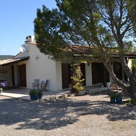 Relaxing Retreat Near Minerve 빌라 Cesseras